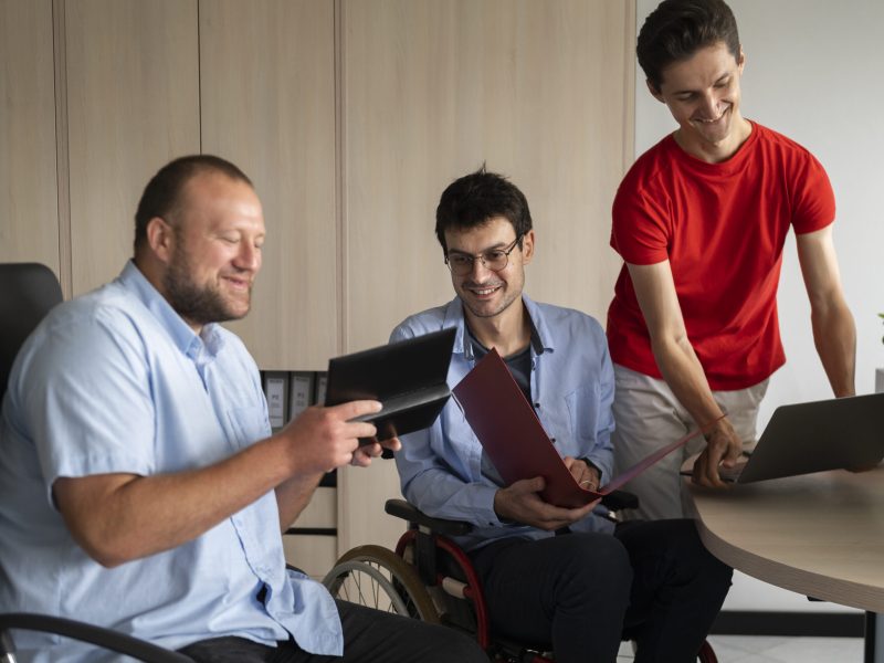 medium-shot-people-working-together
